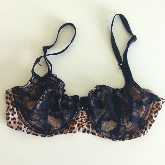 Victoria's Secret Other - Victoria's Secret Lace Leopard Print Bra